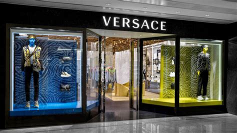 versace posizioni aperte|Versace clothing company.